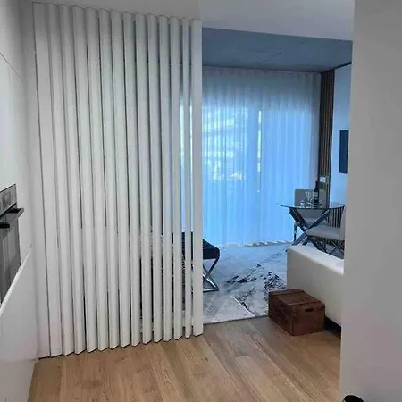 Apartamento Vista Mar شقة *